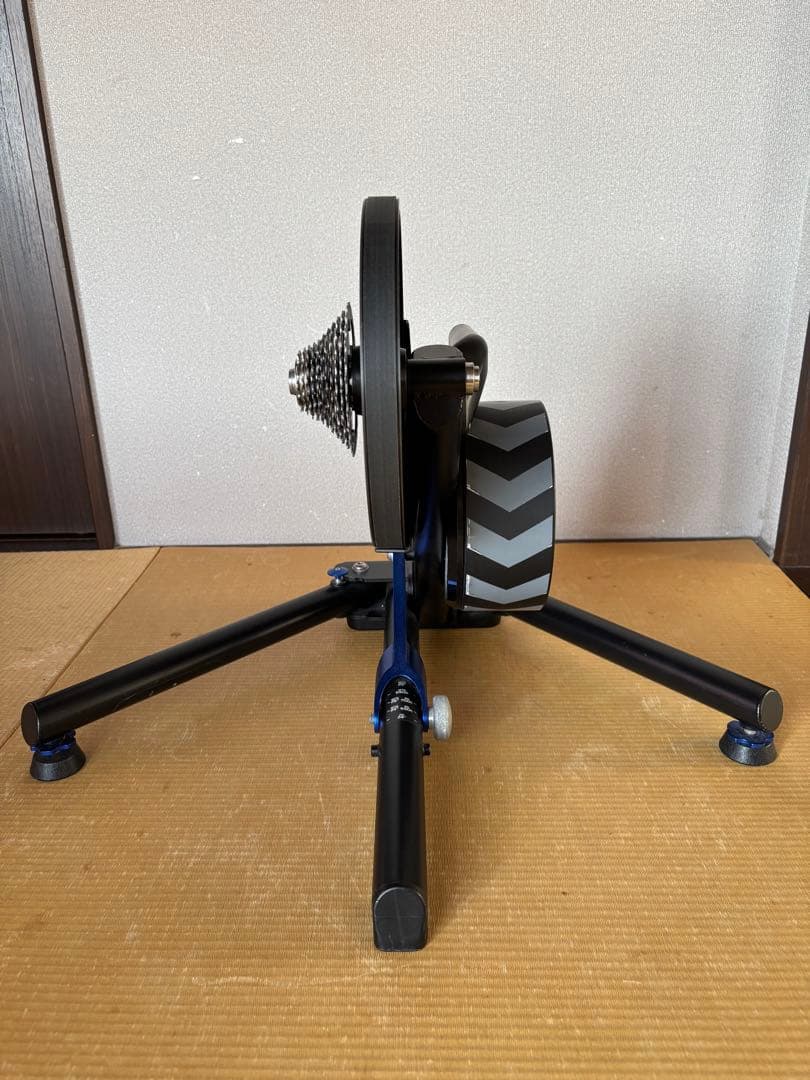 Wahoo KICKR 固定ローラー