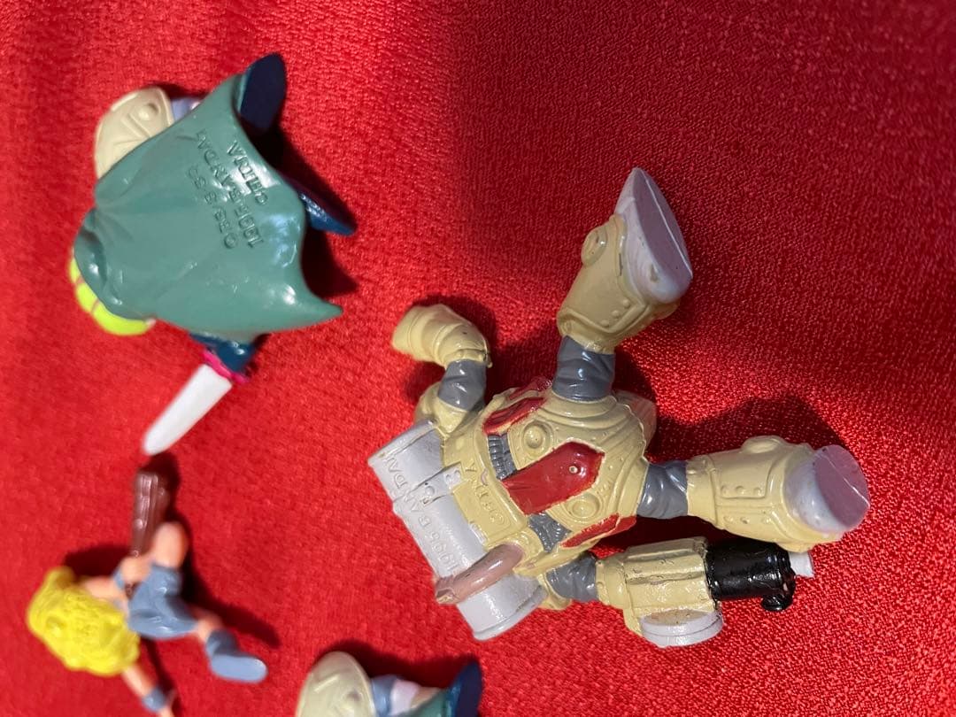 エイラ　クロノトリガー　キーホルダー　カエル　ボールキーチェーン　ロボット　平成