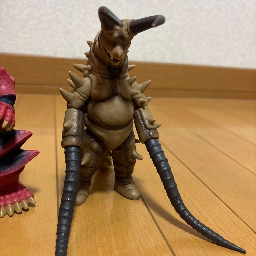 ウルトラマン 怪獣フィギュア 4体セット