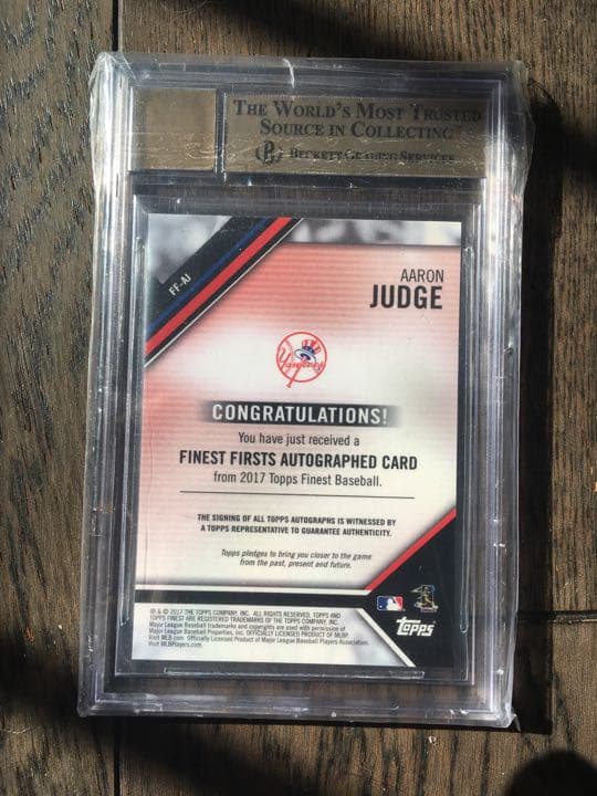 A.ジャッジRC AU ゴールドリフ BGS9.5GEM MINTです。