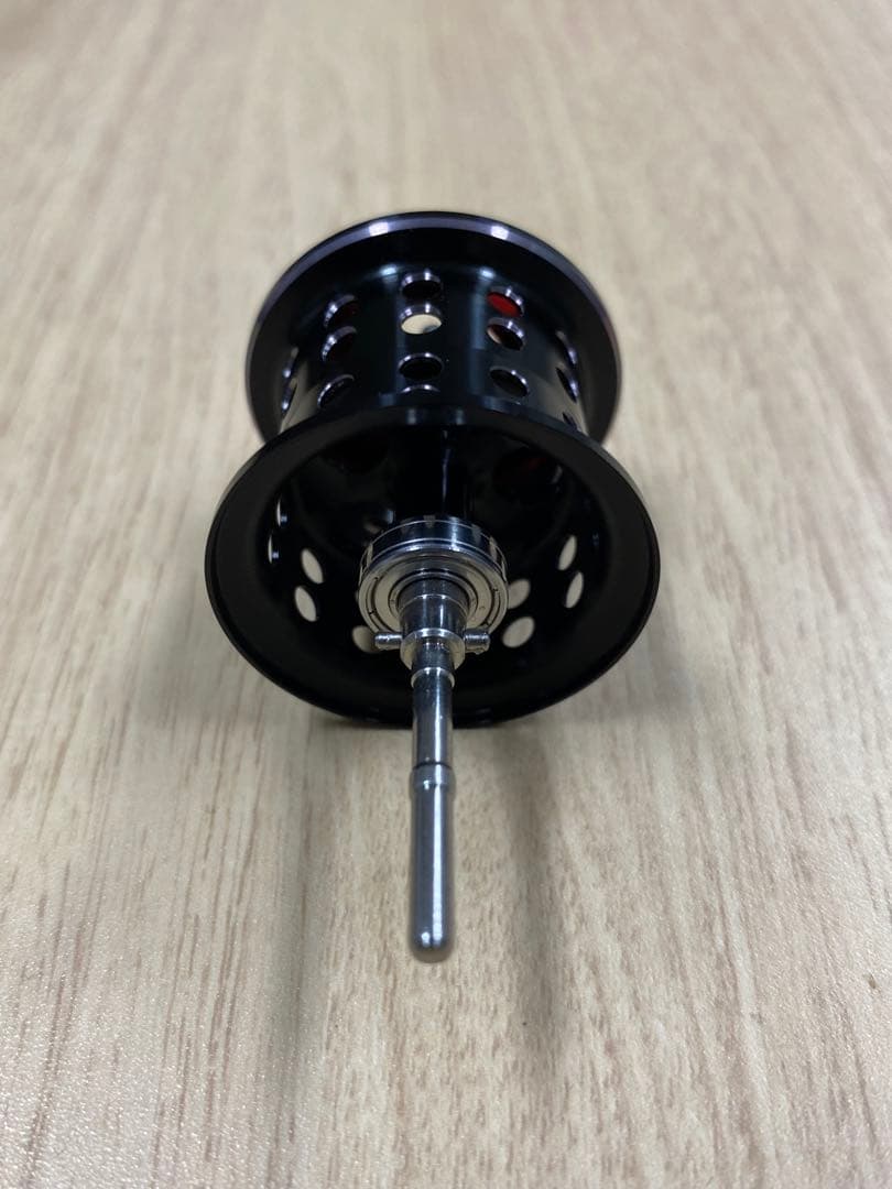 アブガルシア ベイトリール　ロキサーニ7（旧モデル）bf8純正スプール付き