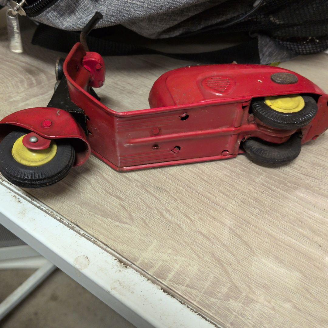 美品当時物　萬代屋　新三菱工業シルバーピジョン　ブリキ　スクーター　フリクション