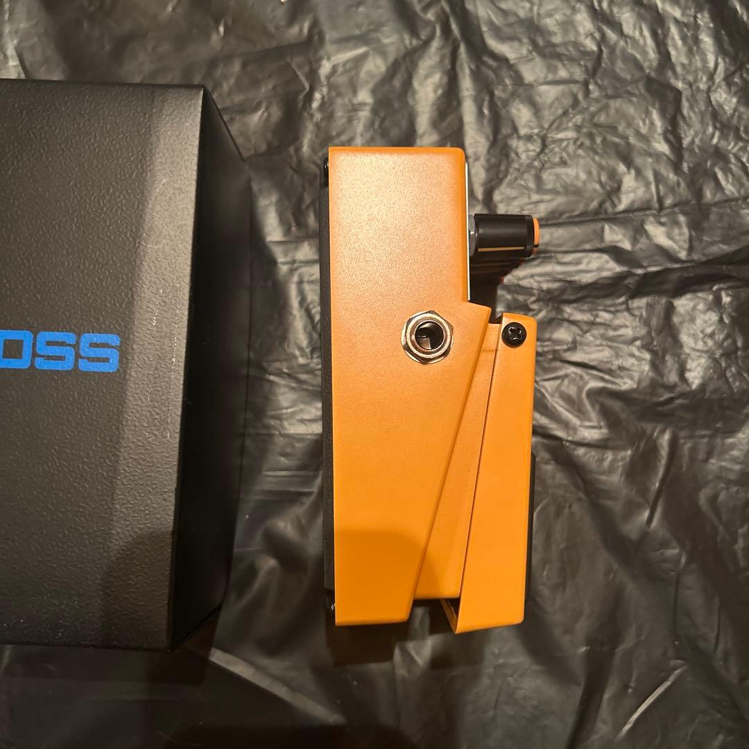BOSS TURBO Distortion DS-2 エフェクター