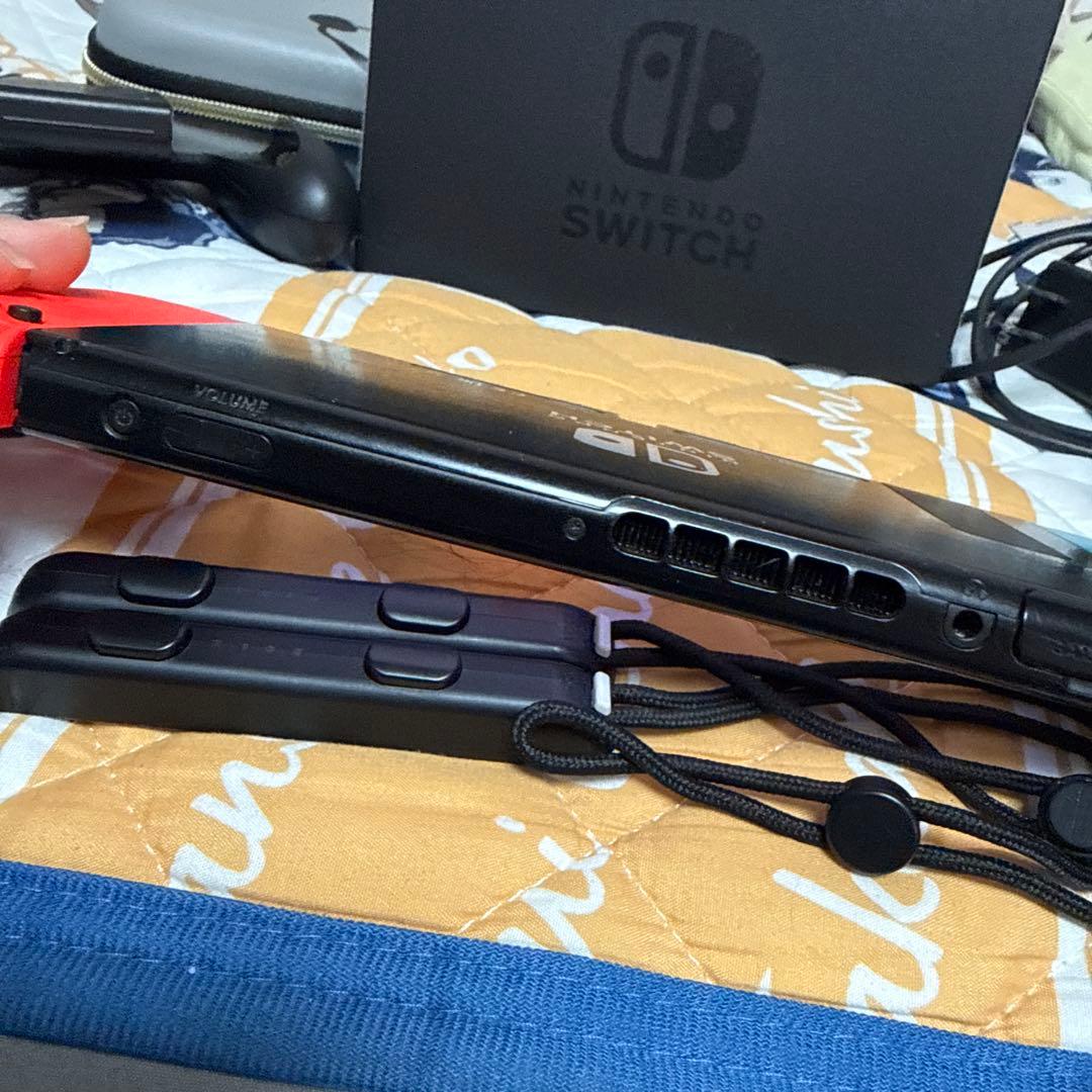 美品！Nintendo Switch 赤青 本体