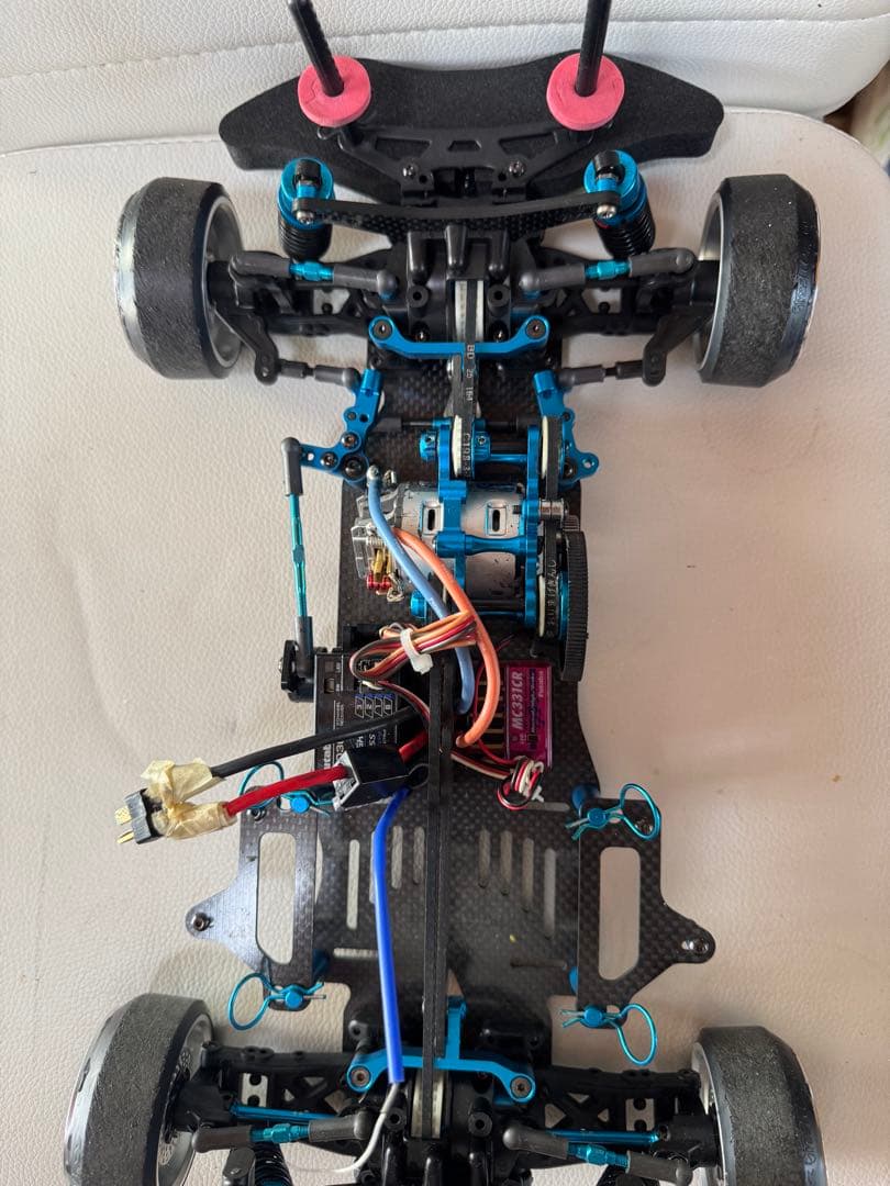 MC331CR カーボンファイバー ラジコンカー
