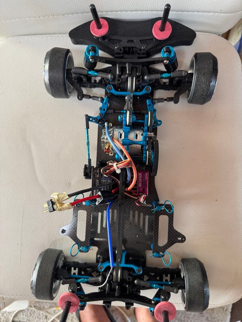 MC331CR カーボンファイバー ラジコンカー