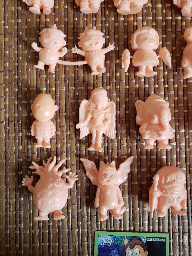 悪魔くん消しゴム　肌色　ペールオレンジ　フルセット　鬼太郎　キャラクター