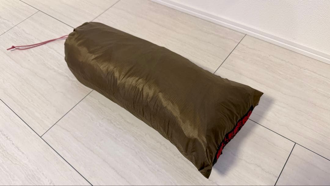ヒルバークHILLEBERG エナン　サンド