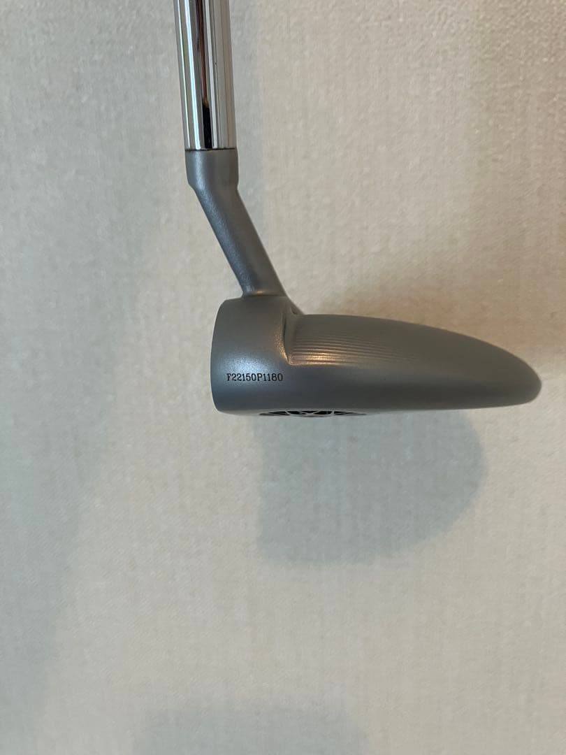 ODYSSEY WHITEHOT OG ROSSIE 33インチ