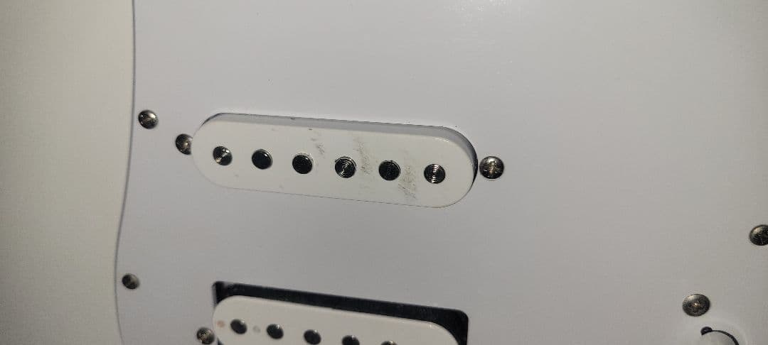 YAMAHA Pacifica 012 ホワイトカラー