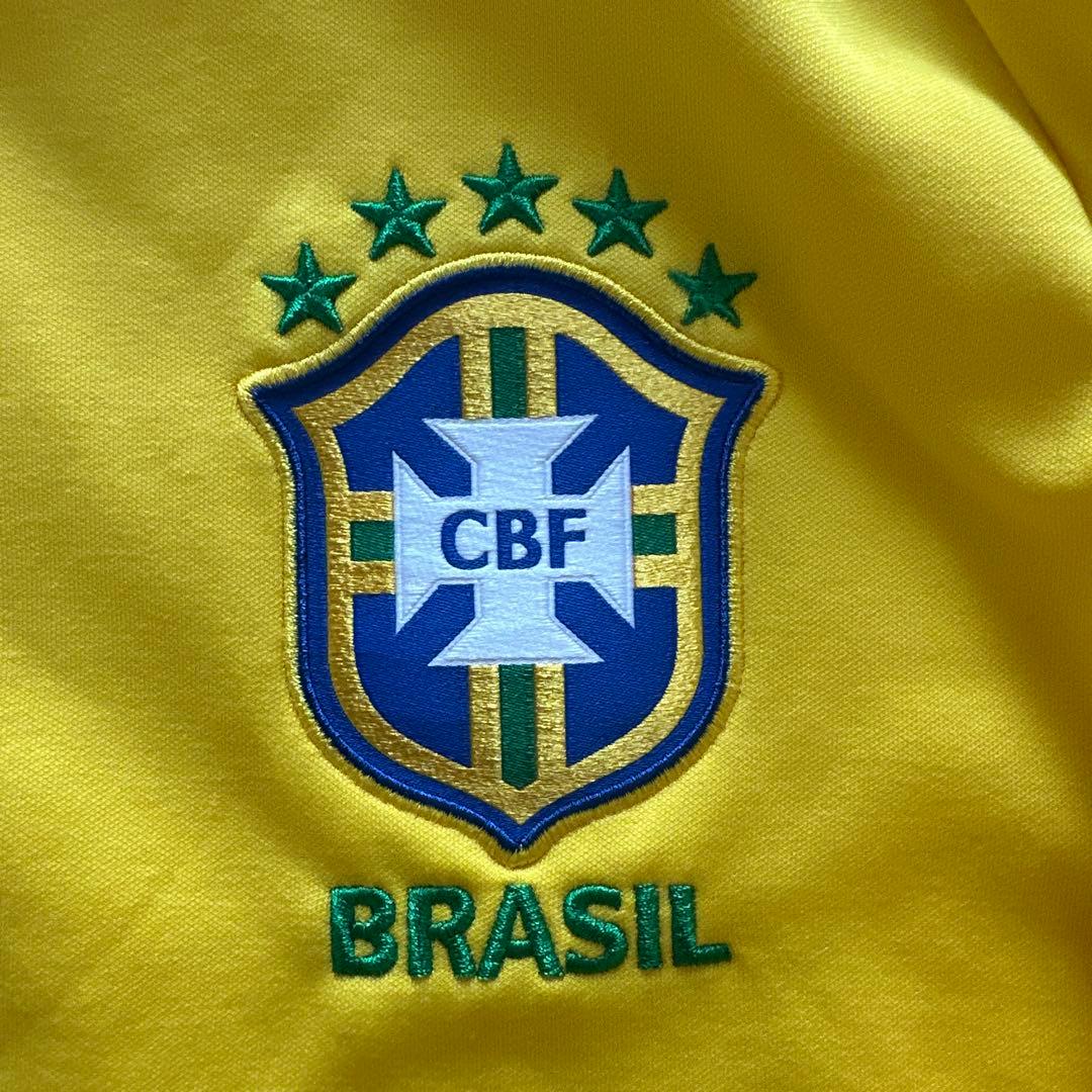 NIKE DRI-FIT ブラジル代表　トラックジャケット　ジャージ　M