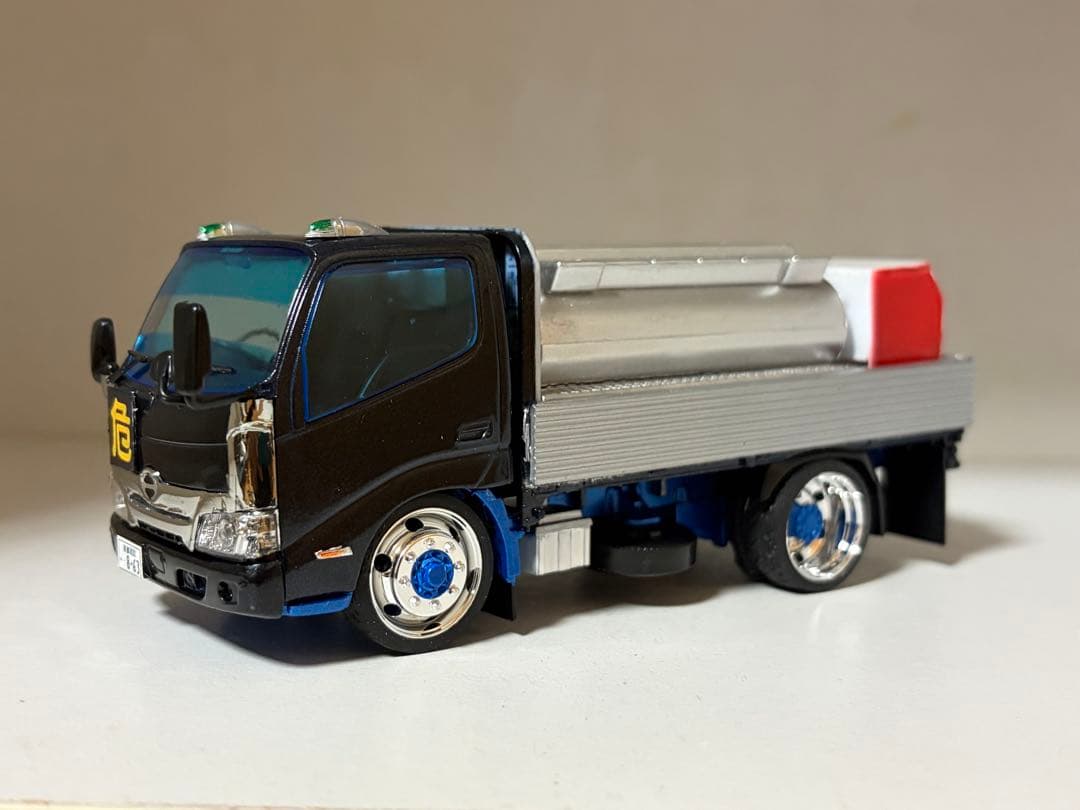 アオシマ　楽プラ　デュトロ　デコトラ