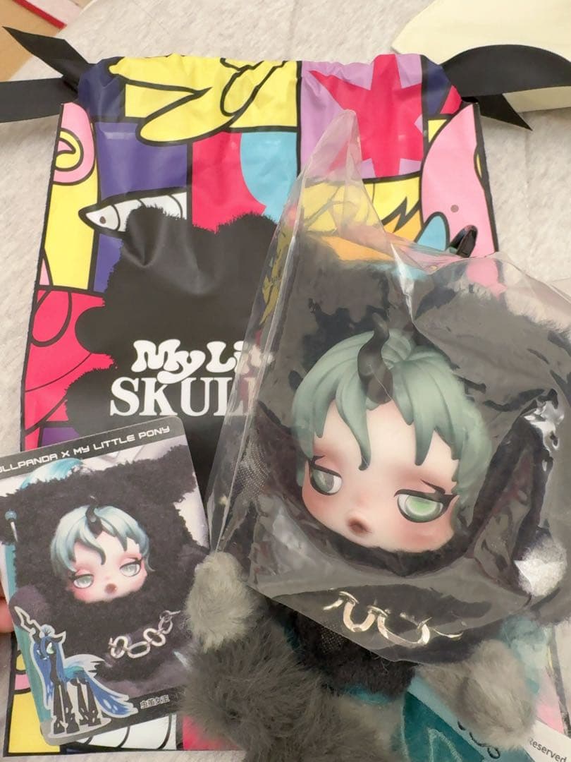 即発送スカルパンダスーパーシークレットQueenChrysalis