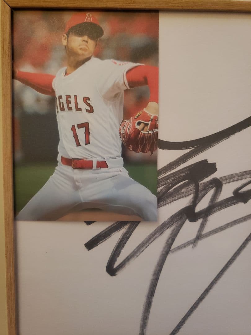 ★世界のスーパースター★大谷翔平直筆サイン色紙、額付き！