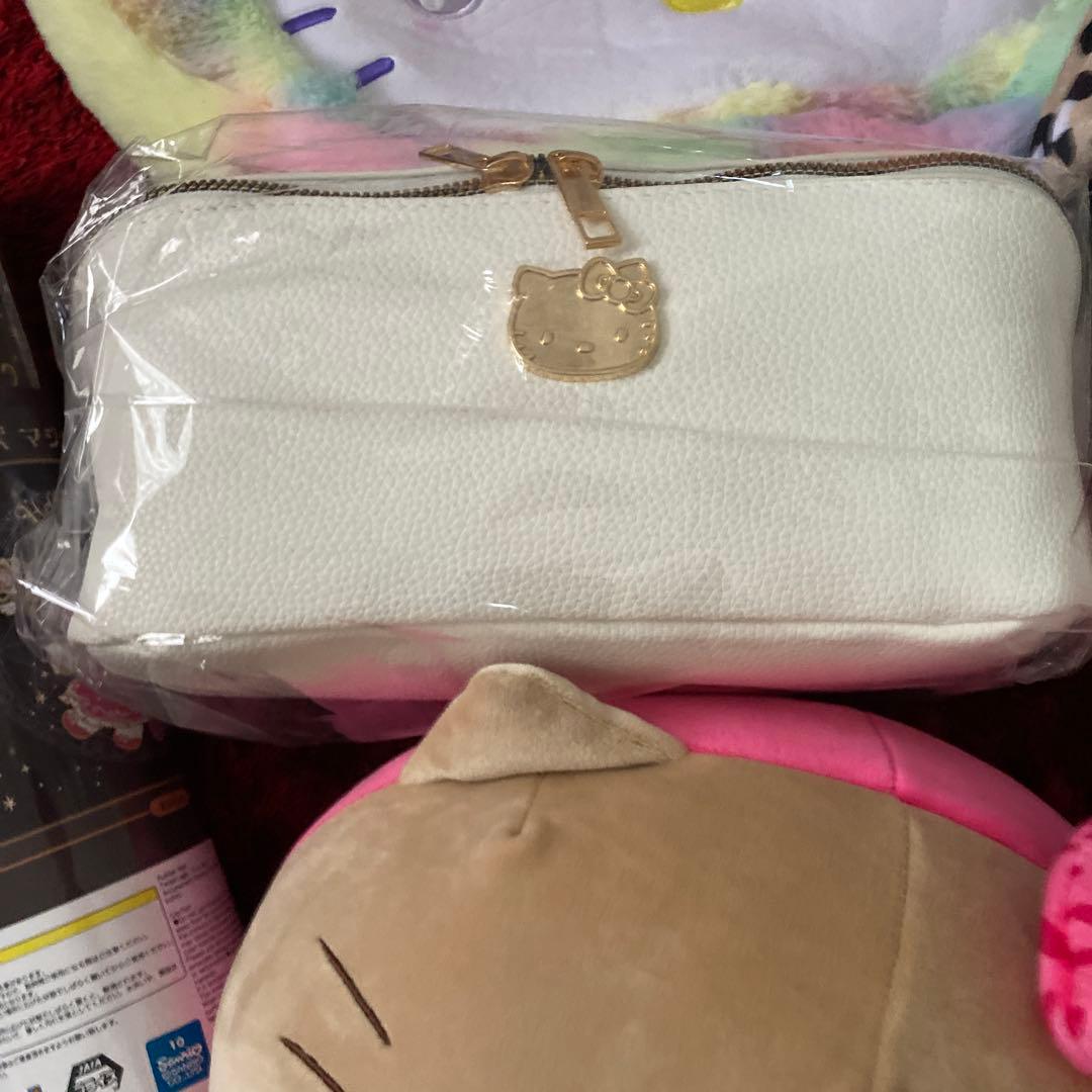 サンリオ　キティ　ギャル　ヒョウ柄　キーケース　ぬいぐるみ　バッグ　保冷バッグ