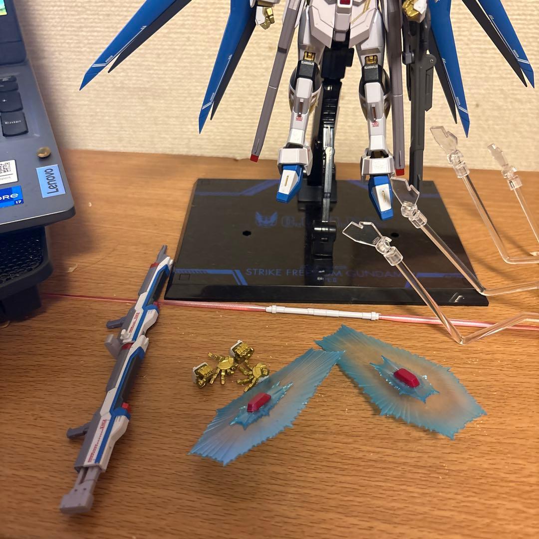 L ROBOT魂 ＜SIDE MS＞ ストライクフリーダムガンダム弐式