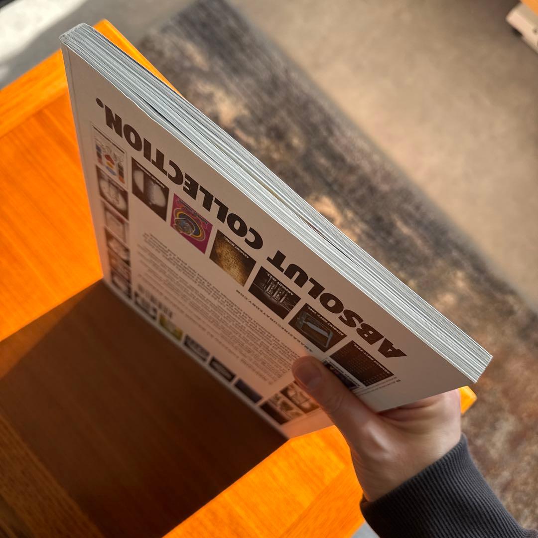 アート・デザイン・音楽 A Magazine Curated by Martin Margiela