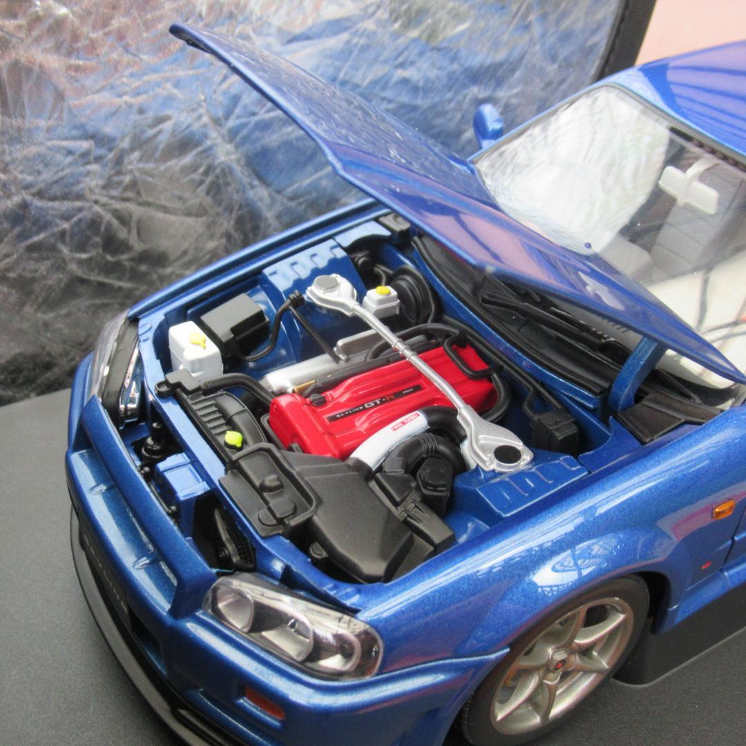 オートアートAutoArt日産ニッサンR34スカイラインGT-R77301