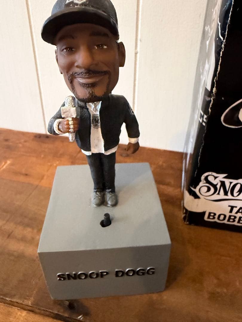 Snoop Dogg Talking Bobblehead フィギュア