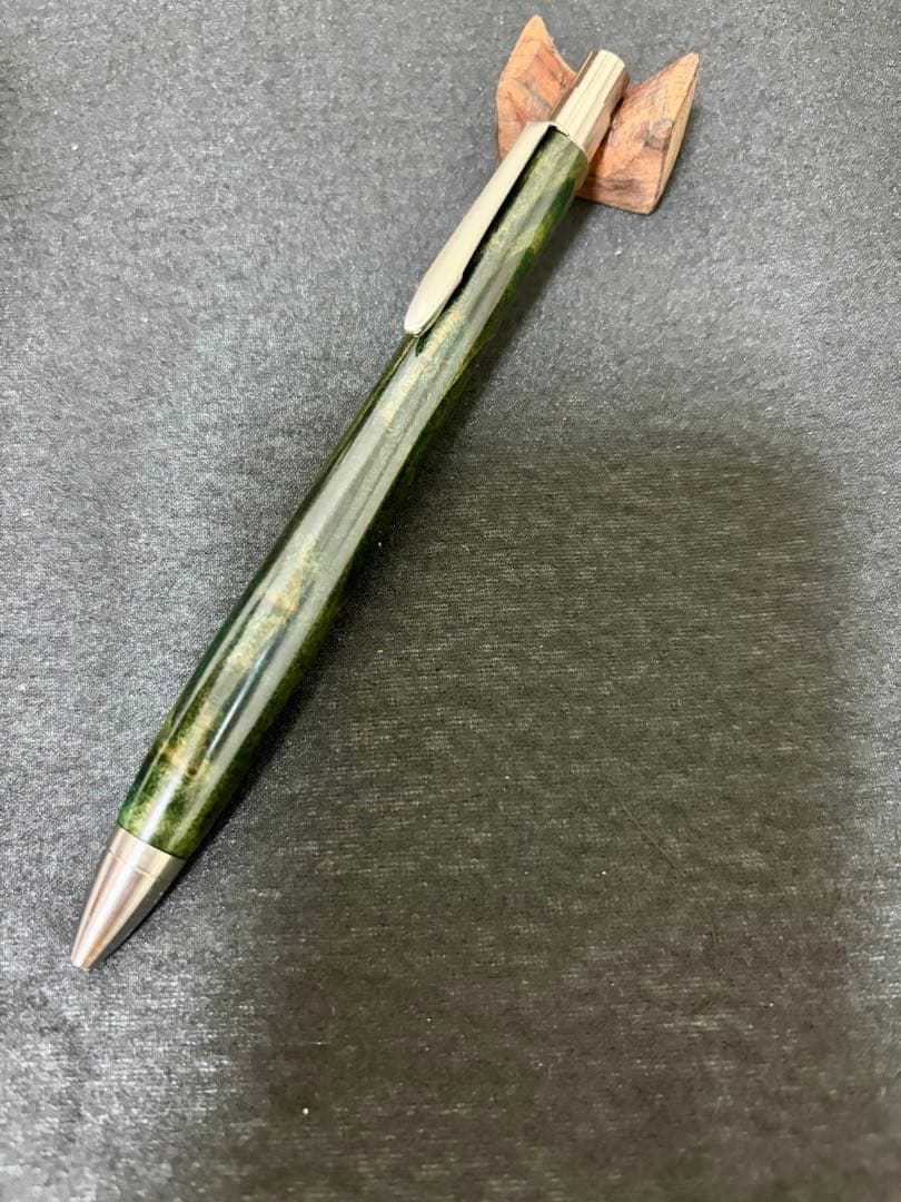 津*様 ウッドペンクラクトさん 杉瘤 国産摺り漆 織部 ボールペン 新品