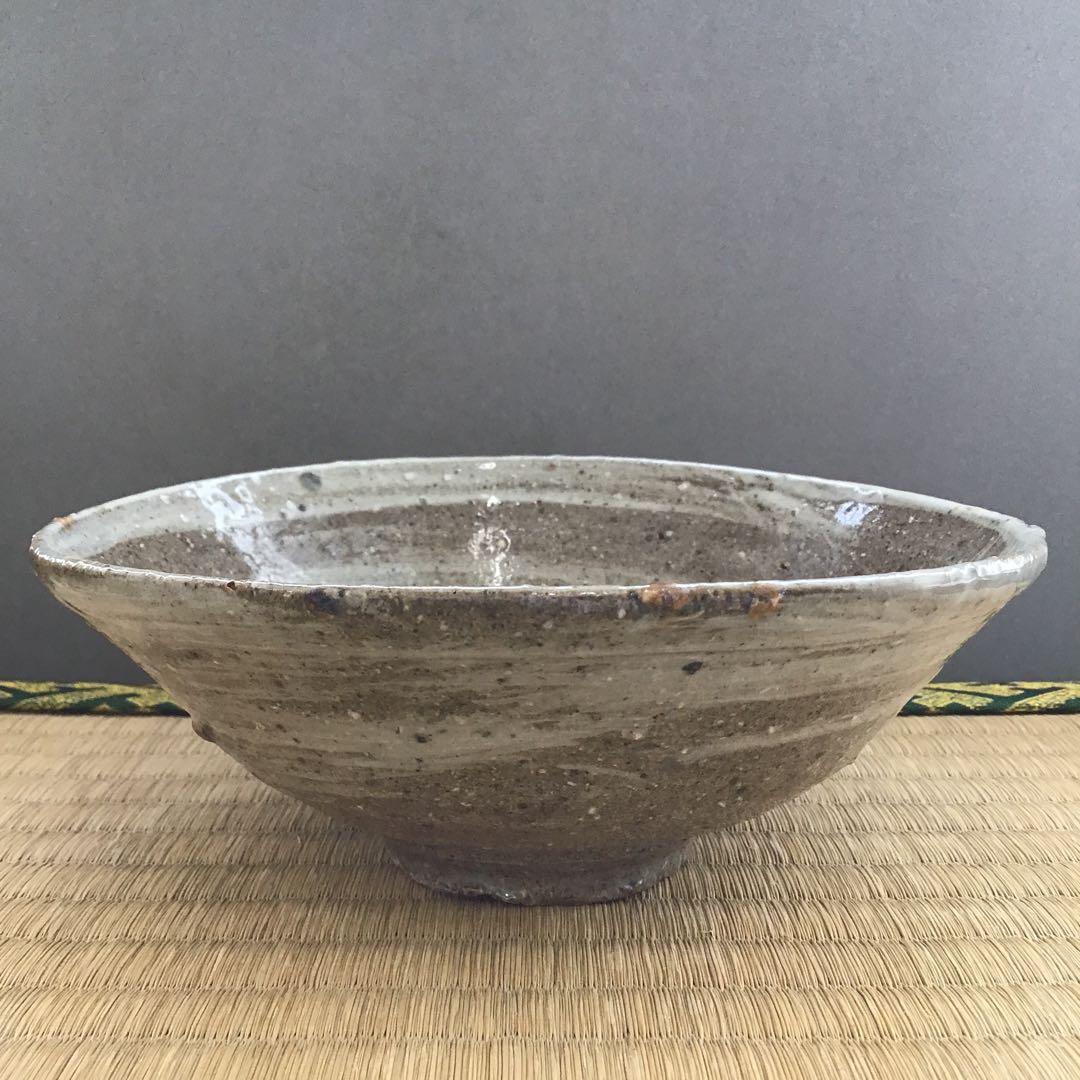 茶道具 茶碗   刷毛目平茶碗  常滑市立陶芸研究所  大迫みきお 造N239C