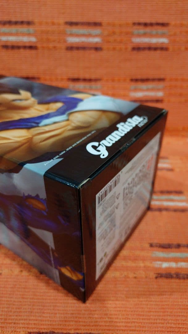 ドラゴンボール フィギュア ベジータ 黒髪 海外限定品、海外正規版