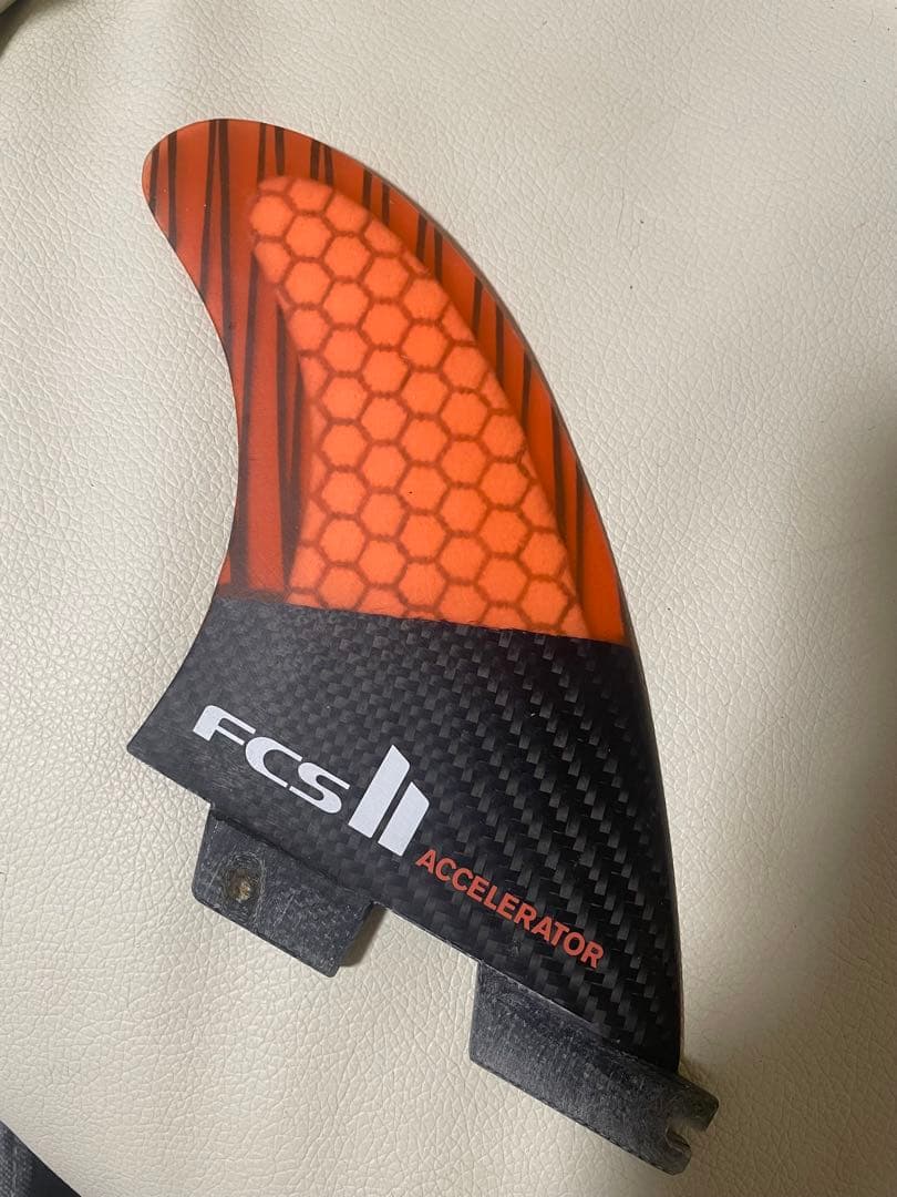 美品！FCS II Accelerator Mサイズ とフィンプラーのセット