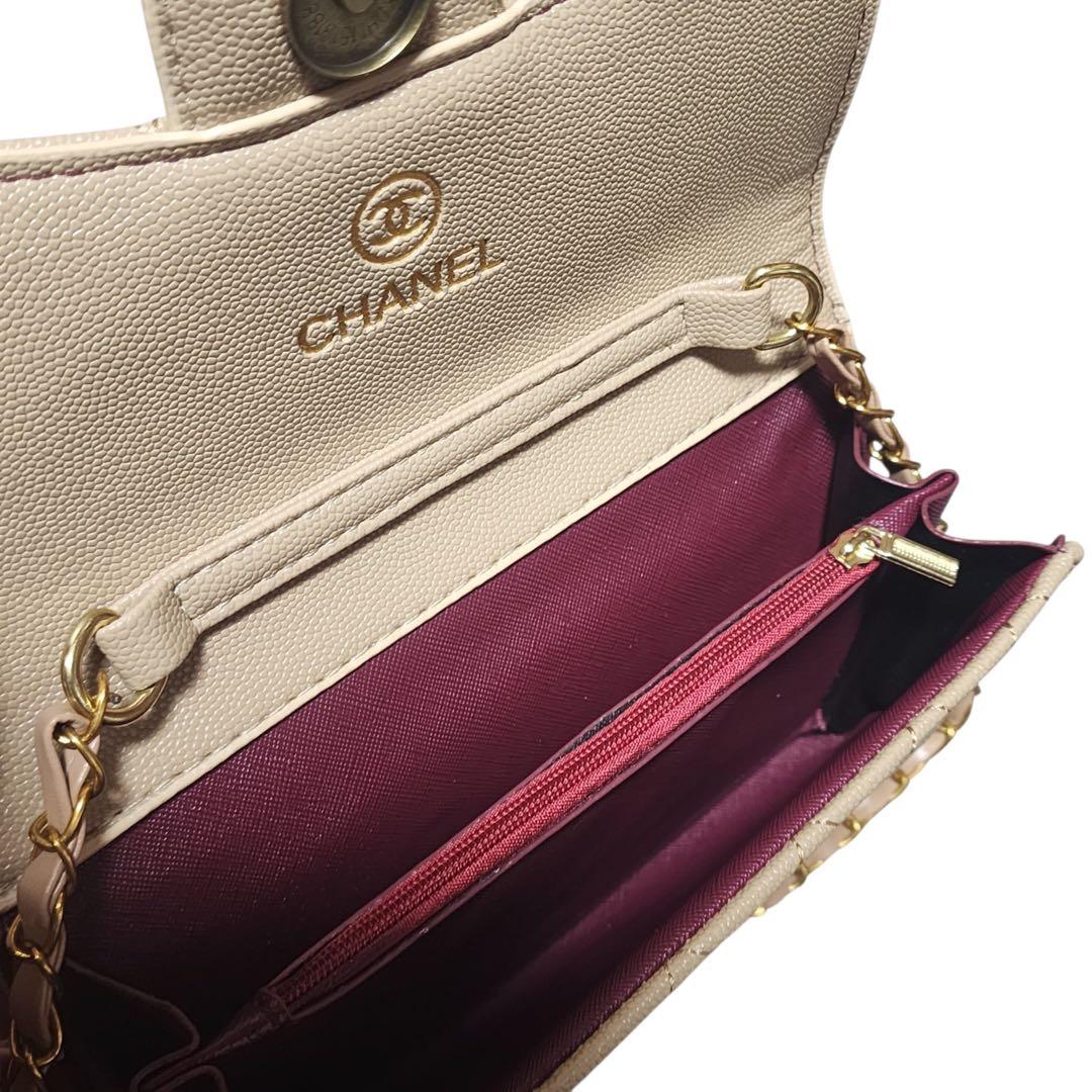 CHANEL　チェーンウォレット　キルティング　ベージュ　ノベルティ