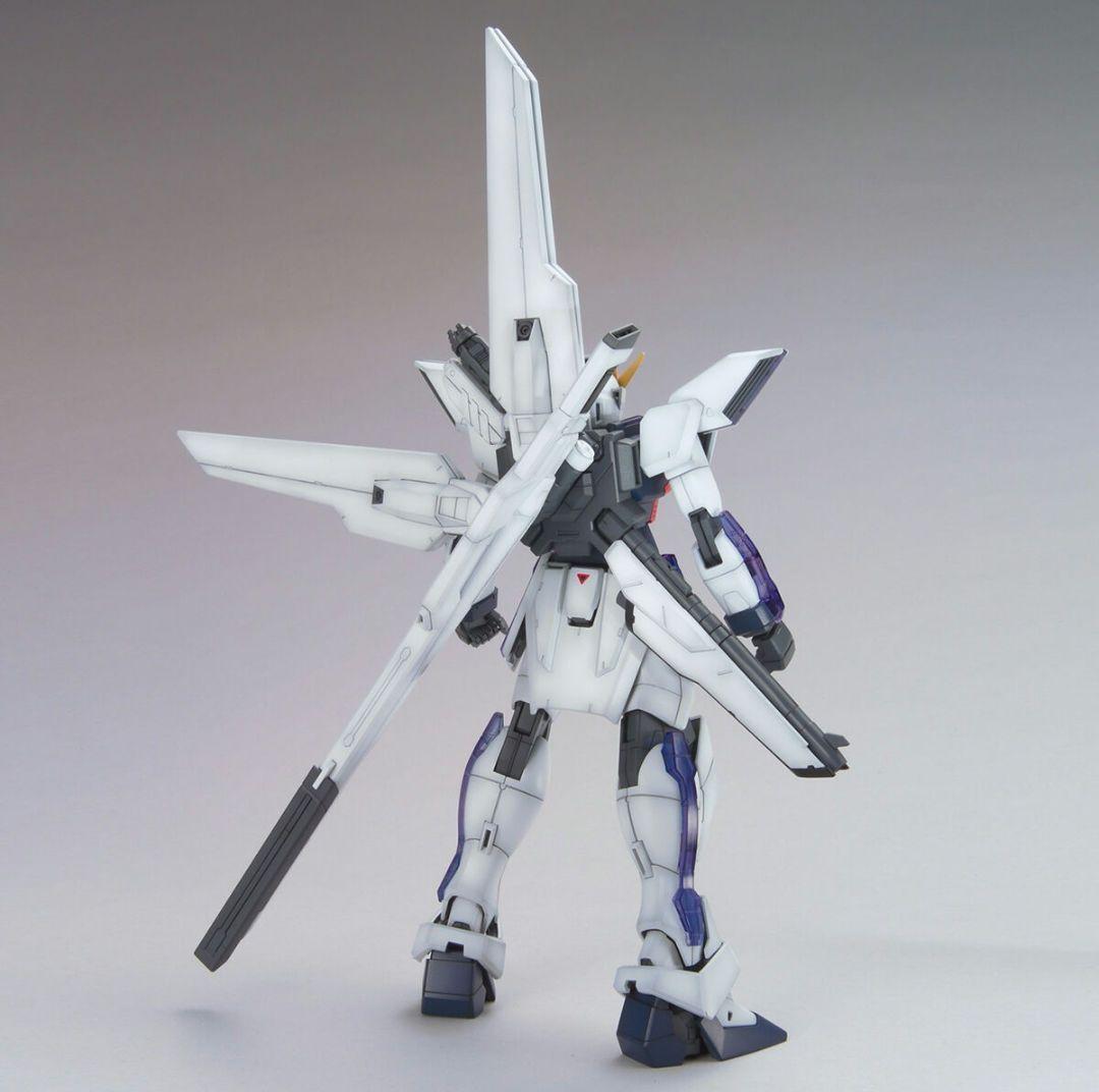 MG１/100 ガンダムＸ　未組立