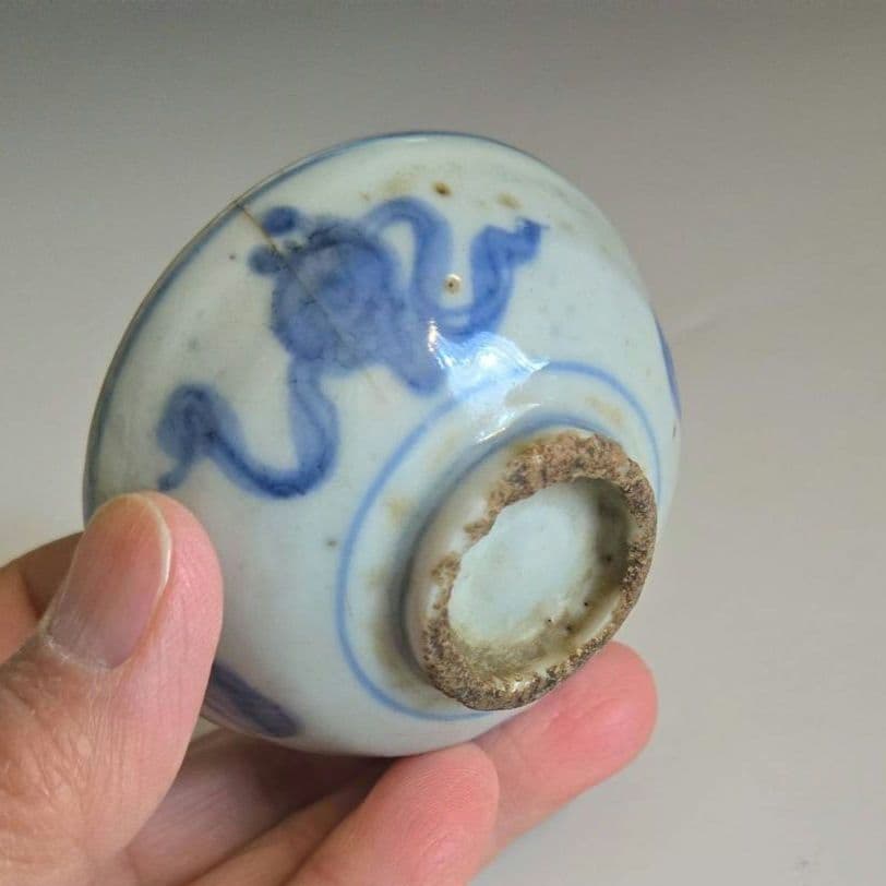 M-1331 中国明染付酒杯　 明末　砂高台