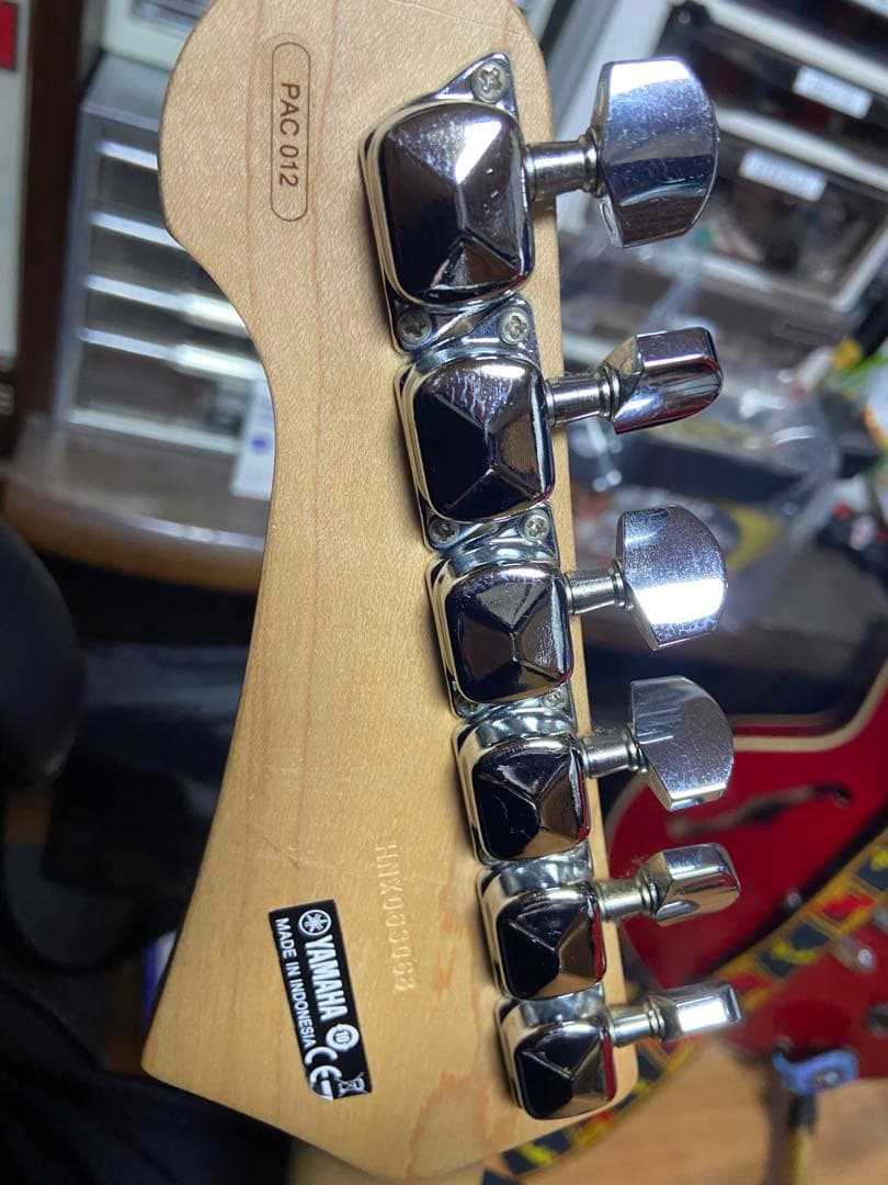YAMAHA pacifica012エレキギター