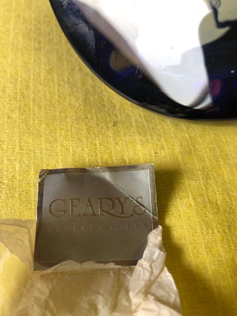 ガラスオブジェ(置物) GEARYS