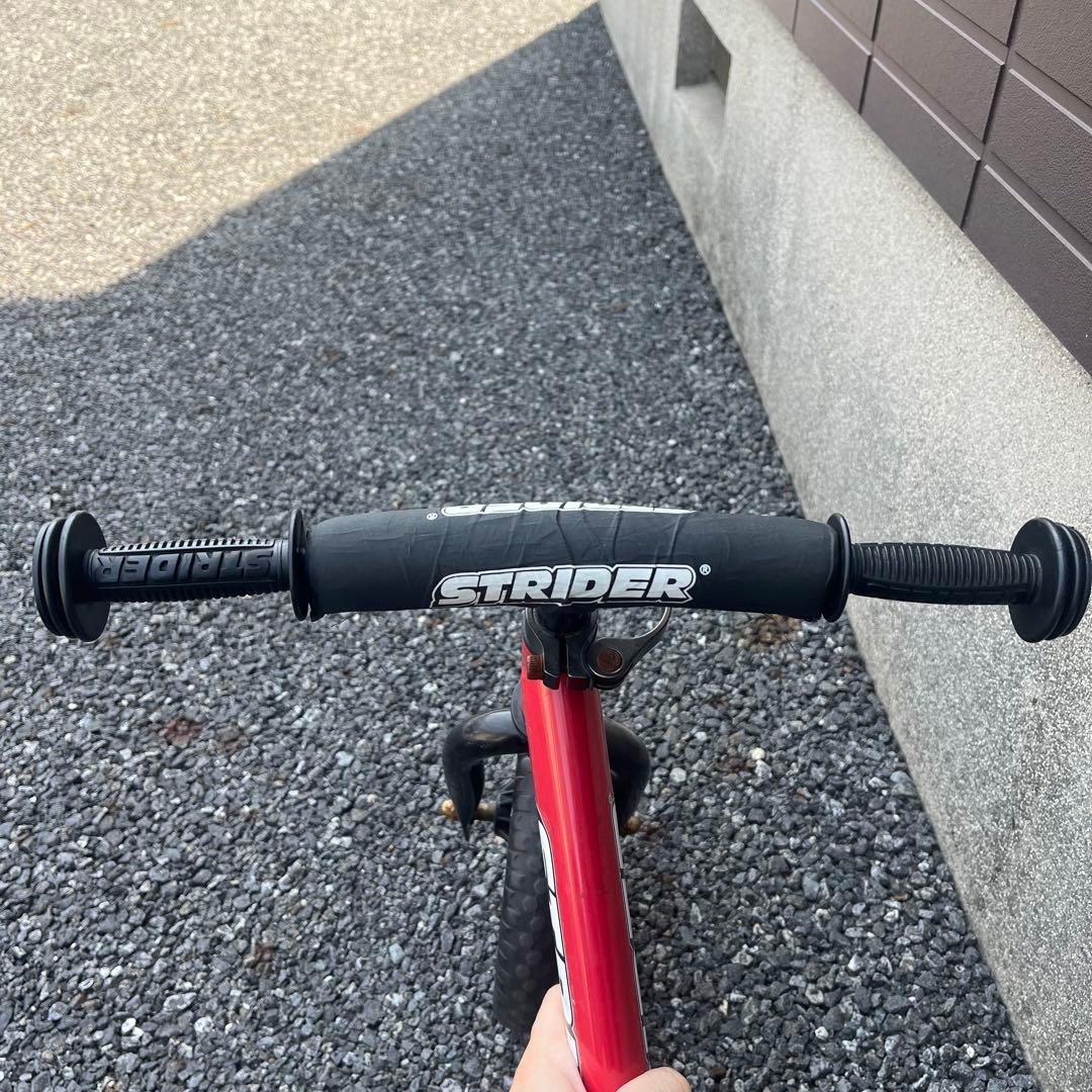 人気　ストライダー　日本正規品　スポーツモデル　STRIDER12　キッズバイク