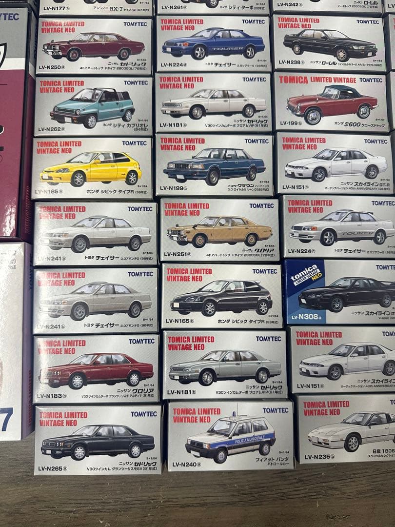 か*み様 新品未使用！トミカリミテッド ヴィンテージ ネオ ミニカーセット 37
