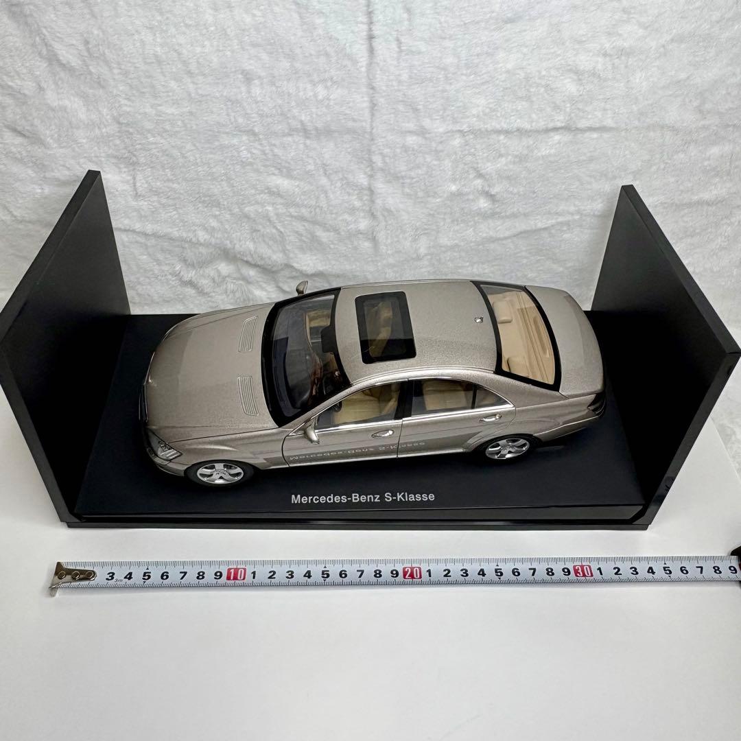 オートアート メルセデス ベンツ Sクラス W221 1/18 ディーラー特注品