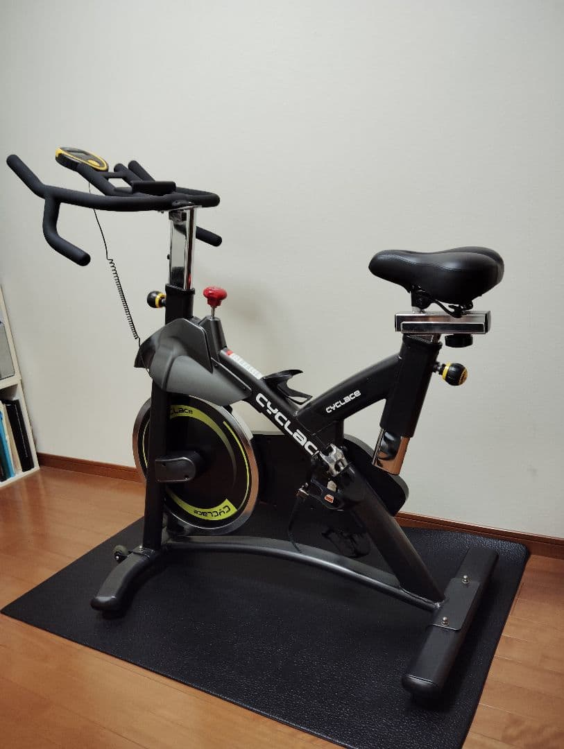 cyclaceフィットネスバイクブラック