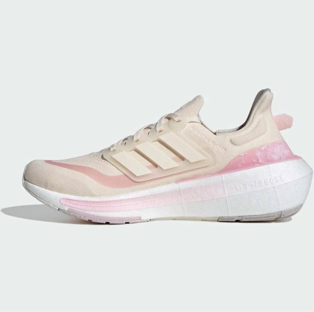 新品 定2.5万 adidas アディダス 軽量 ランニングシューズ 27cm