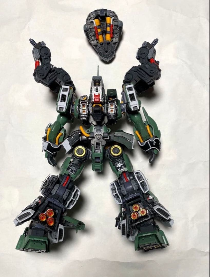 Axis Model 1/100 オシリス エリアル ドミネーター　現状品