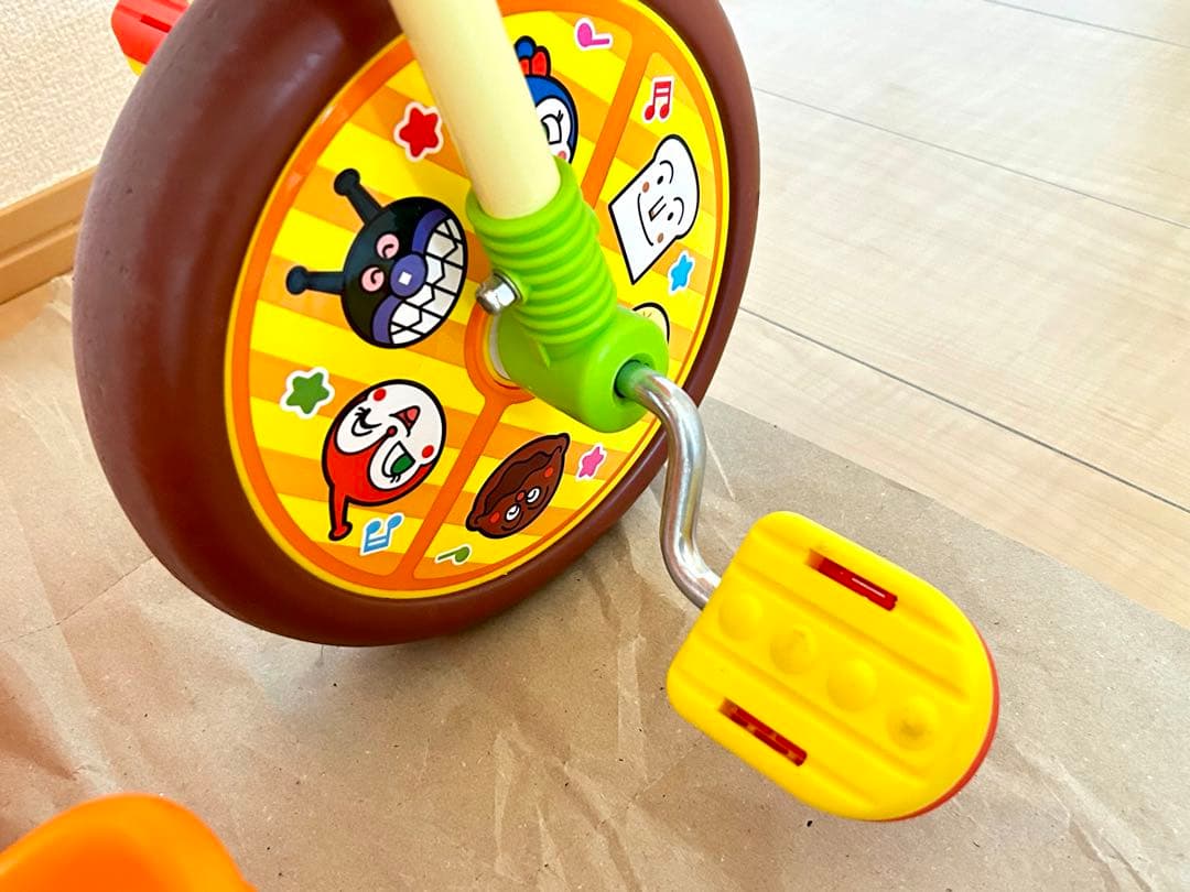 【美品】アンパンマン・三輪車