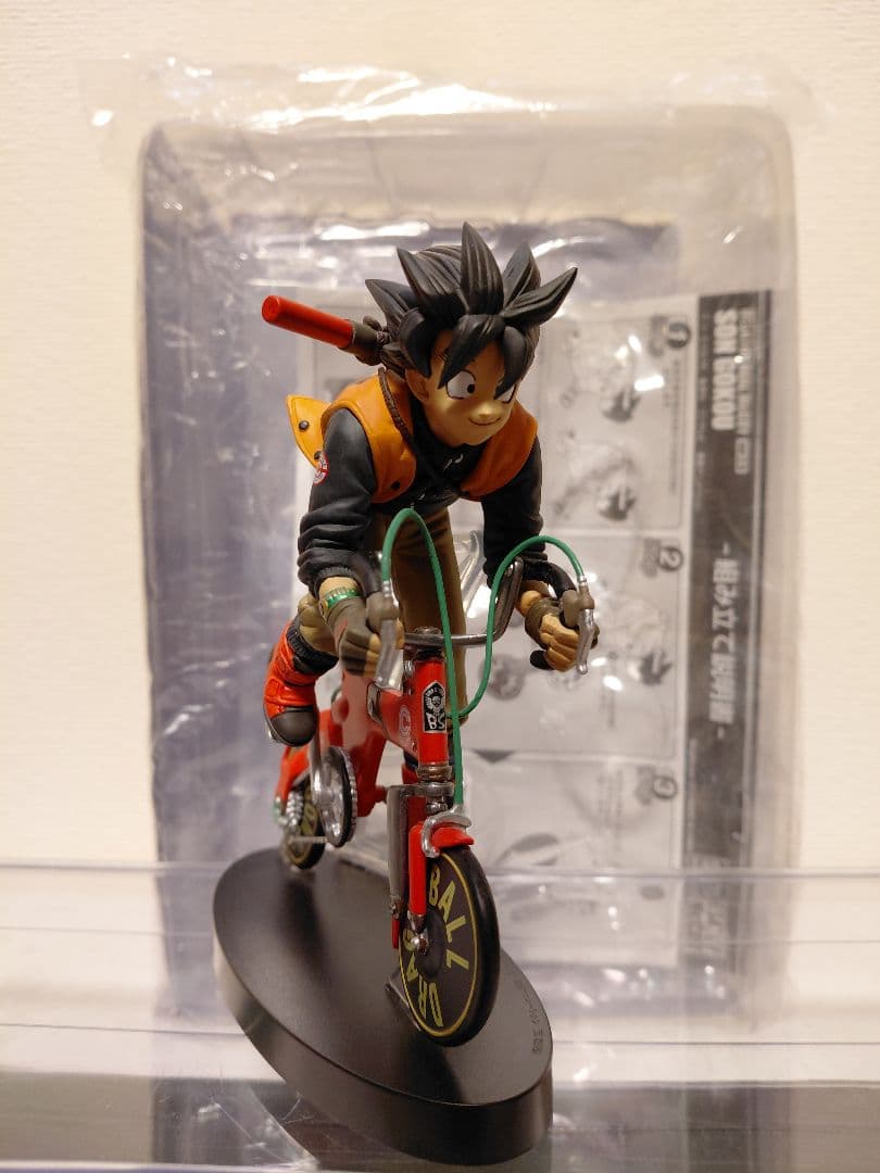 ドラゴンボール　フィギュア　自転車　 デスクトップリアルマッコイ 孫悟空　バイク