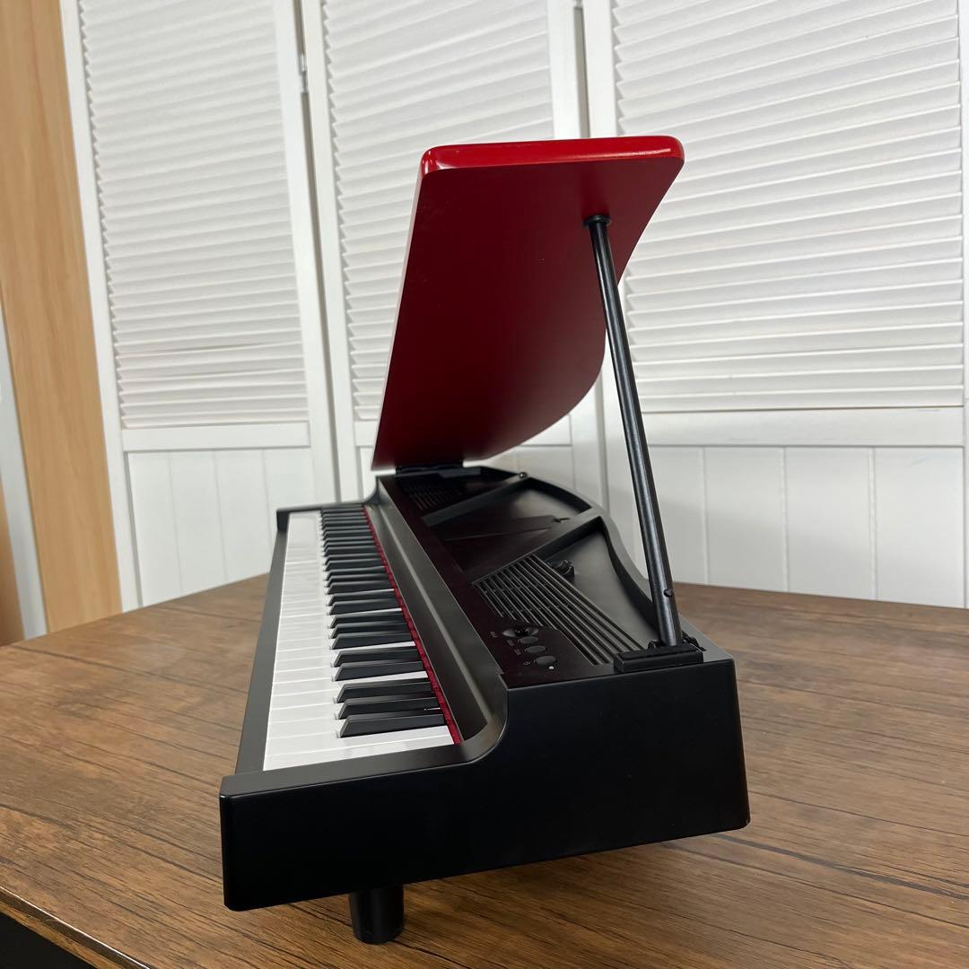 【匿名発送】KORG microPiano マイクロピアノ レッド　2024年製
