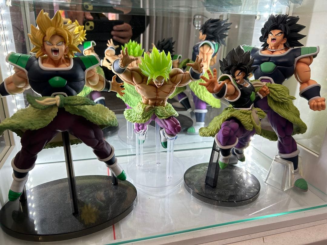ドラゴンボール 希少黒髪ブロリー ２体とスーパーサイヤ人ブロリー2体セット