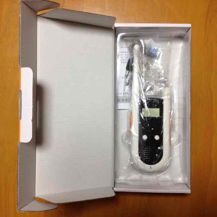 無線機機能付AM/FMダイナモラジオ　2台セット！(海外で使って下さい)