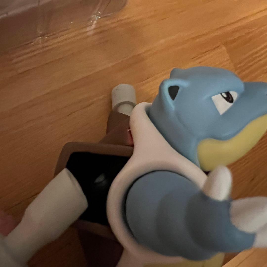 難アリ ポケモン ねんどろいど レッド 海外限定チャンピオンver フィギュア