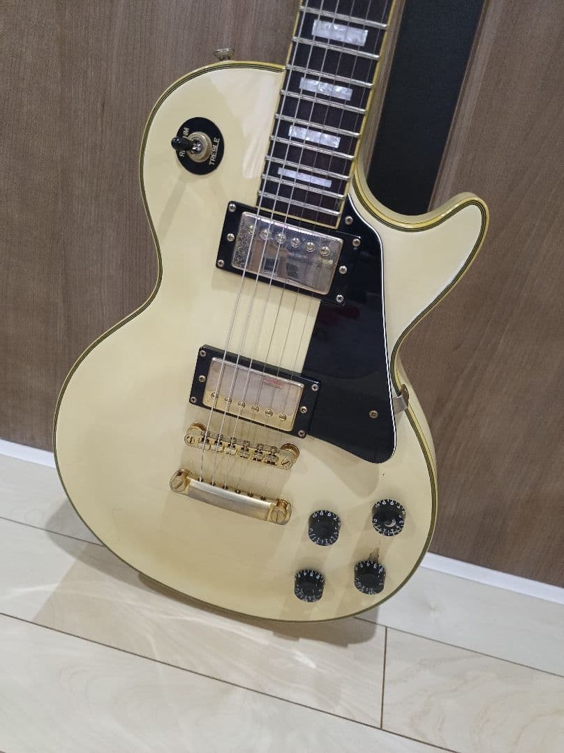 BLITZ　aria pro ⅱレスポールカスタム　タイプ エレキギター