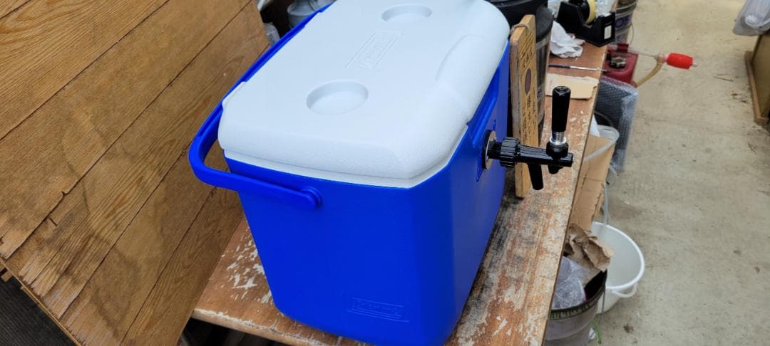 即使用可能コールマンクーラーボックス型氷冷式ビールサーバー