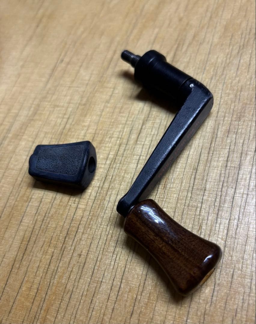 Abu カーディナル C3　純正ハンドル　Avail ウッドノブ　ノブ交換可能