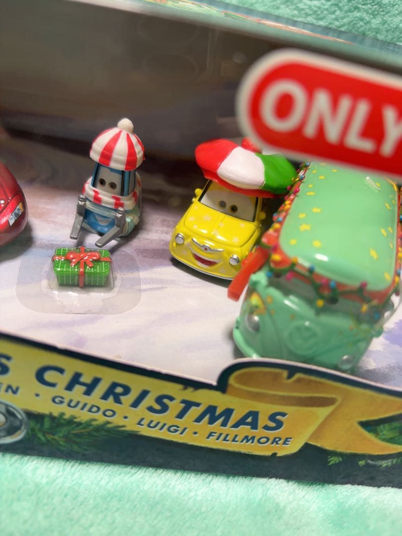 日本未発売品メーターセイブスクリスマス ミニカーセット