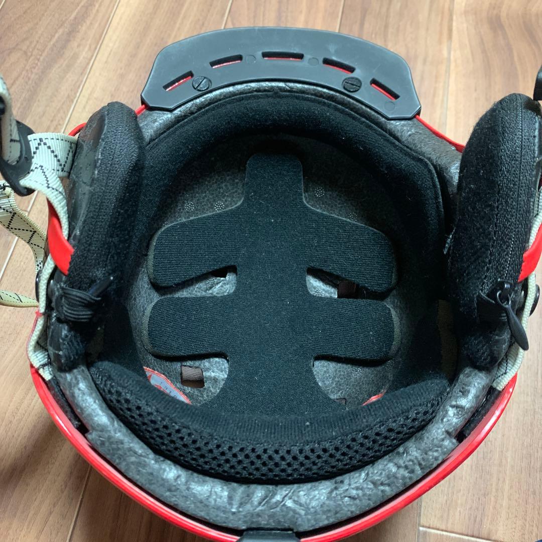【中古】スキーヘルメット　Atomic