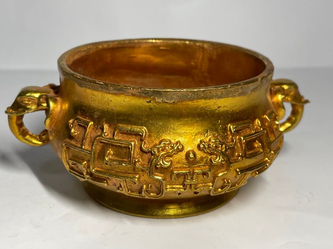 中国古美術　大明宣徳年製　象耳塗金香炉　中国骨董品　旧家蔵品　重さ548g
